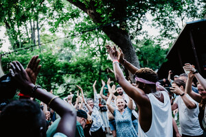 dokumentacja spektaklu &bdquo;Zapisz, Finał Azylu Warszawa 2022, spektakl &bdquo;Zapisz, że jestem&rdquo;, fot. Karolina J&oacute;źwiakże jestem&rdquo; w ramach Azylu Warszawa 2022